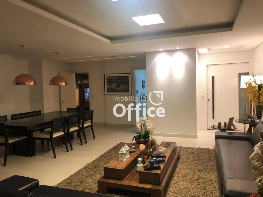 Foto 2 de Apartamento com 3 quartos à venda, 177m2 em Jundiaí, Anapolis - GO