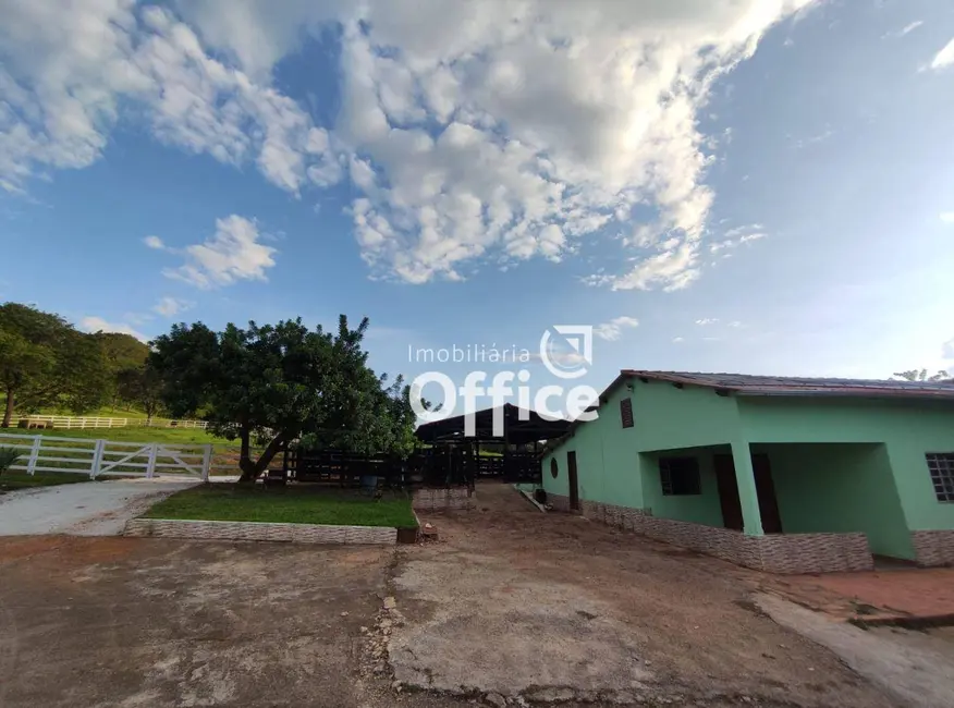 Chácara com 8 quartos à venda, 193600m2 em Sítios de Recreio Vale das Laranjeiras, Anapolis - GO - imagem 8 Foto 8 de Chácara com 8 quartos à venda, 193600m2 em Sítios de Recreio Vale das Laranjeiras, Anapolis - GO