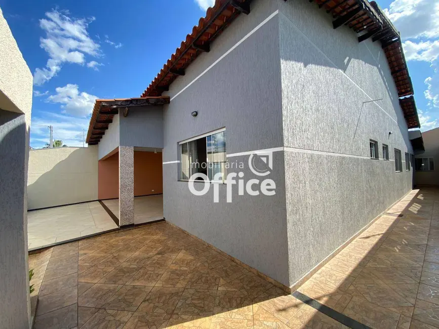 Foto 4 de Casa com 3 quartos à venda, 300m2 em Parque Brasília 2ª Etapa, Anapolis - GO