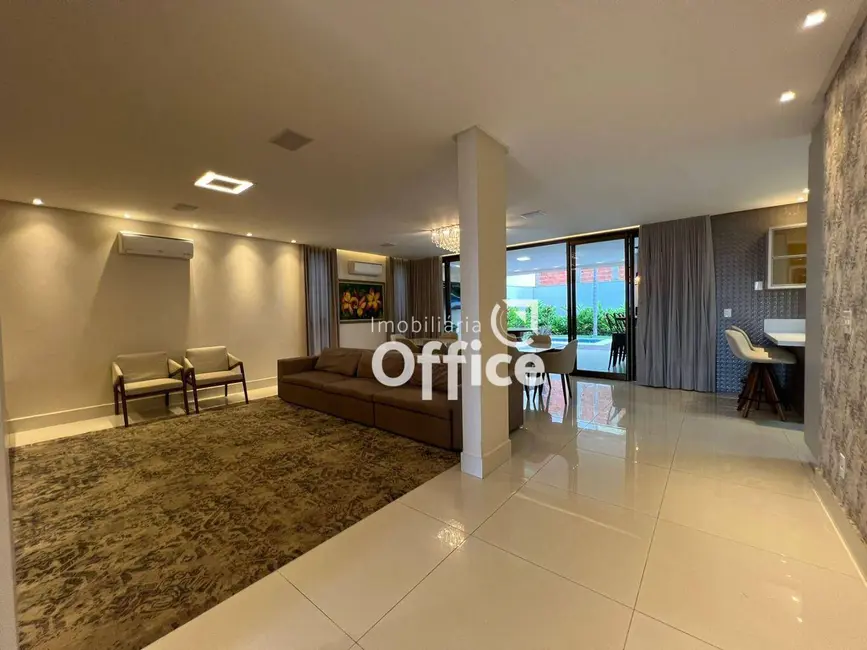 Foto 9 de Casa com 4 quartos à venda, 420m2 em Setor Bougainville, Anapolis - GO