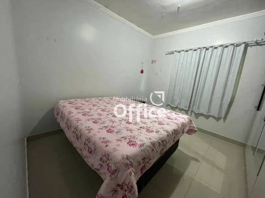 Casa com 3 quartos à venda, 377m2 em Residencial Flamboyant, Anapolis - GO - imagem 9 Foto 9 de Casa com 3 quartos à venda, 377m2 em Residencial Flamboyant, Anapolis - GO