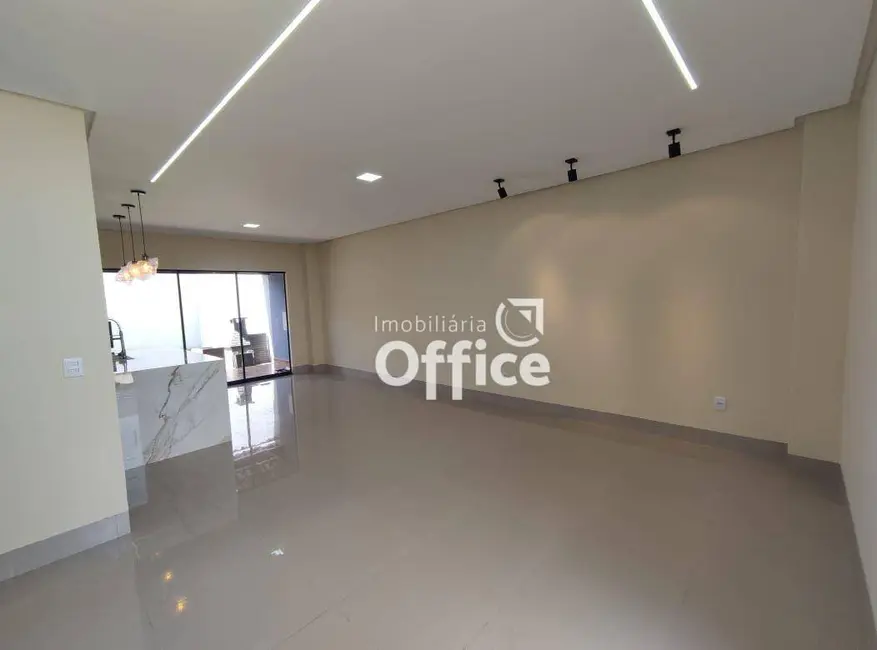 Sobrado com 3 quartos à venda, 150m2 em Residencial Cerejeiras, Anapolis - GO - imagem 6 Foto 6 de Sobrado com 3 quartos à venda, 150m2 em Residencial Cerejeiras, Anapolis - GO