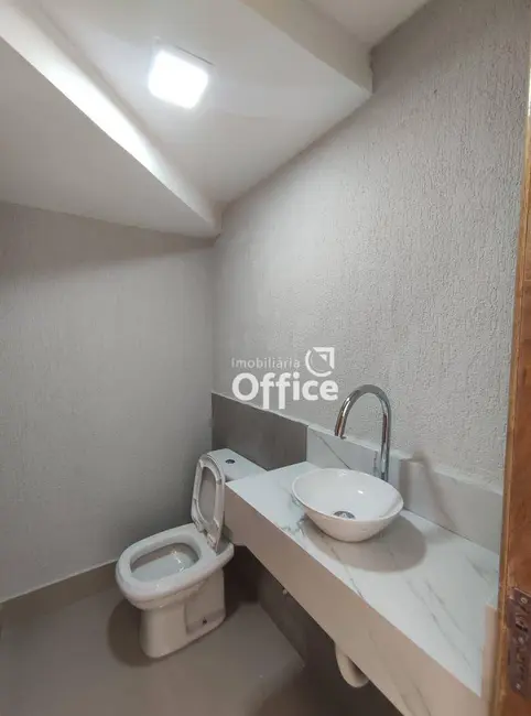 Sobrado com 3 quartos à venda, 150m2 em Residencial Cerejeiras, Anapolis - GO - imagem 5 Foto 5 de Sobrado com 3 quartos à venda, 150m2 em Residencial Cerejeiras, Anapolis - GO