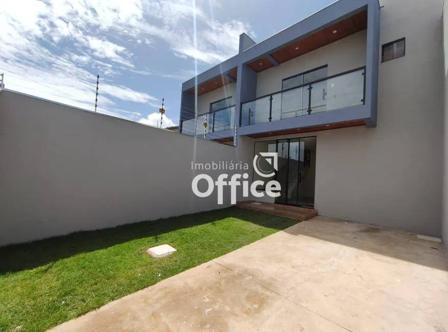 Foto 1 de Sobrado com 3 quartos à venda, 150m2 em Residencial Cerejeiras, Anapolis - GO