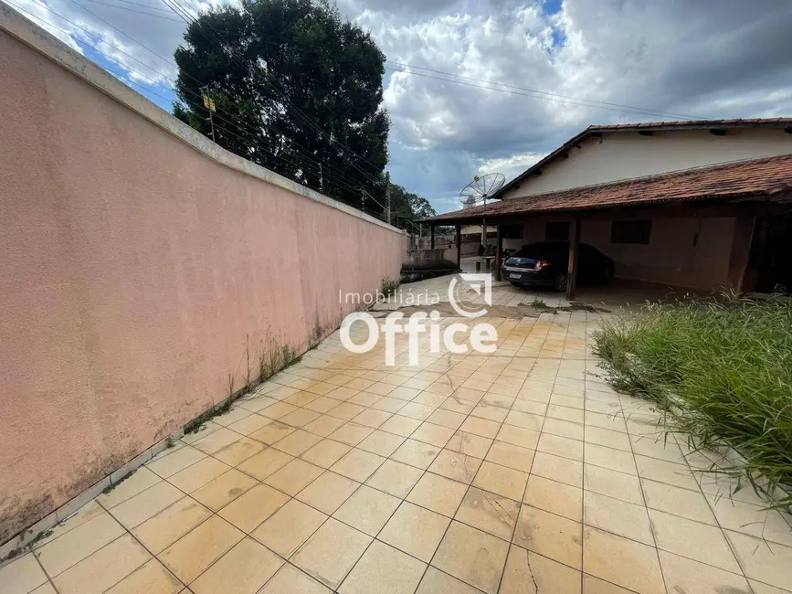 Foto 1 de Casa com 3 quartos à venda, 360m2 em Jundiaí, Anapolis - GO