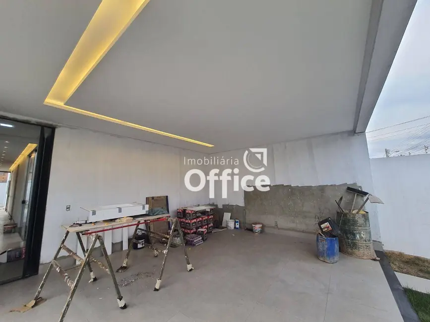 Casa com 3 quartos à venda, 300m2 em Setor Sul, Anapolis - GO - imagem 5 Foto 5 de Casa com 3 quartos à venda, 300m2 em Setor Sul, Anapolis - GO