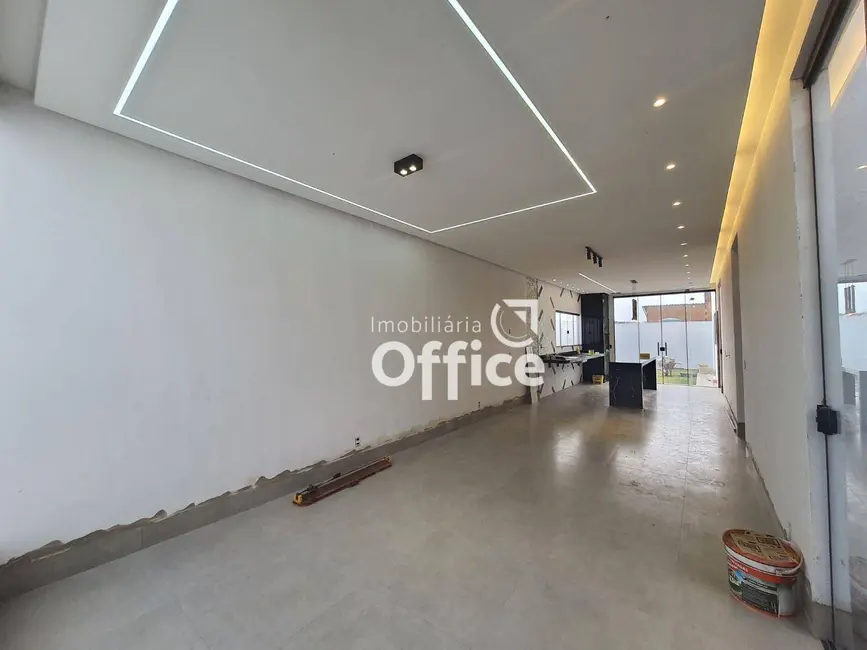 Casa com 3 quartos à venda, 300m2 em Setor Sul, Anapolis - GO - imagem 6 Foto 6 de Casa com 3 quartos à venda, 300m2 em Setor Sul, Anapolis - GO