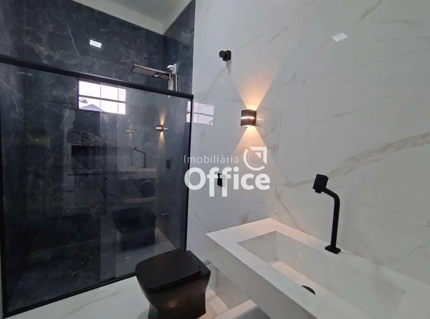 Foto 7 de Casa de Condomínio com 3 quartos à venda, 365m2 em Residencial Valência, Anapolis - GO