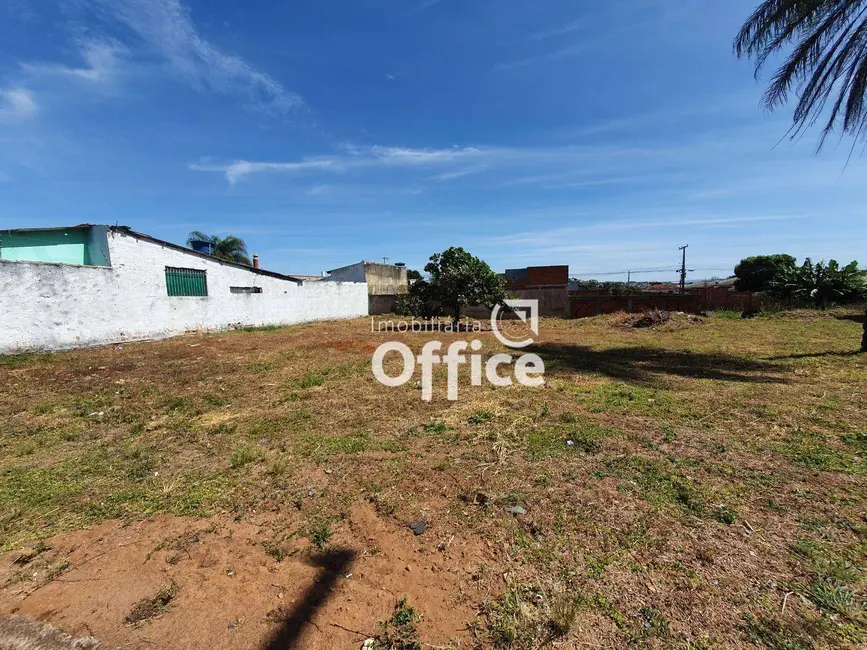 Foto 1 de Terreno / Lote à venda, 736m2 em Calixtolândia, Anapolis - GO