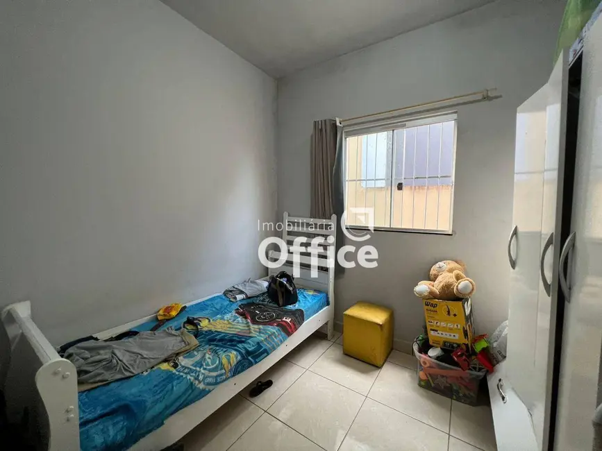 Foto 8 de Casa com 3 quartos à venda, 220m2 em Sítios de Recreio Vale das Laranjeiras, Anapolis - GO