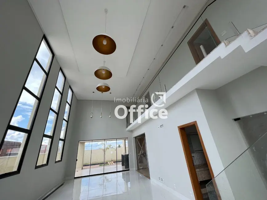Foto 3 de Sobrado com 3 quartos à venda, 427m2 em Condomínio Residencial Grand Trianon, Anapolis - GO