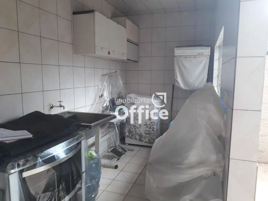 Casa com 12 quartos à venda, 320m2 em Vila Formosa, Anapolis - GO - imagem 3 Foto 3 de Casa com 12 quartos à venda, 320m2 em Vila Formosa, Anapolis - GO