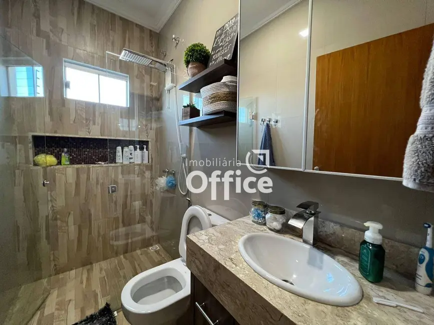 Foto 9 de Casa com 3 quartos à venda, 300m2 em Residencial Villa Bella, Anapolis - GO