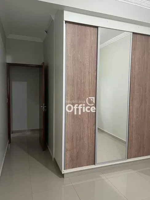 Foto 9 de Casa com 3 quartos à venda, 251m2 em Residencial Ayrton Senna, Anapolis - GO