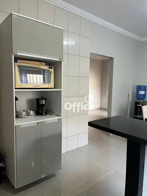 Foto 4 de Casa com 3 quartos à venda, 251m2 em Residencial Ayrton Senna, Anapolis - GO