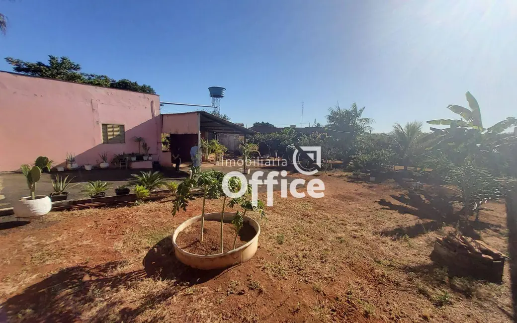 Foto 1 de Terreno / Lote à venda, 643m2 em Lourdes, Anapolis - GO