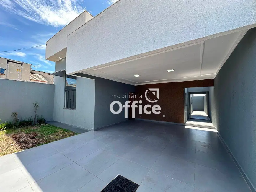 Foto 1 de Casa com 3 quartos à venda, 200m2 em Anapolis - GO
