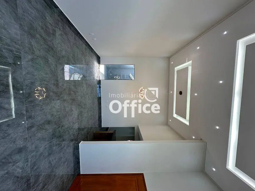 Foto 8 de Casa com 3 quartos à venda, 200m2 em Anapolis - GO