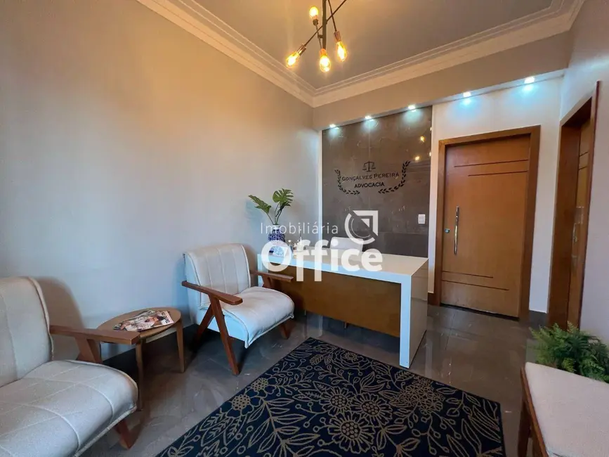 Foto 2 de Apartamento com 4 quartos à venda, 260m2 em Setor Central, Anapolis - GO