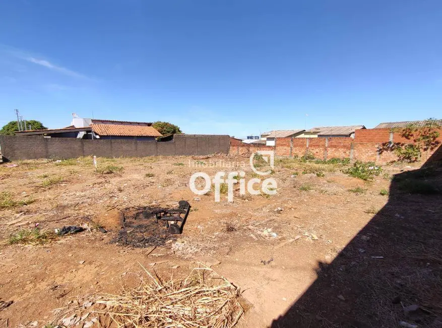 Foto 4 de Terreno / Lote à venda, 300m2 em Residencial São Vicente, Anapolis - GO