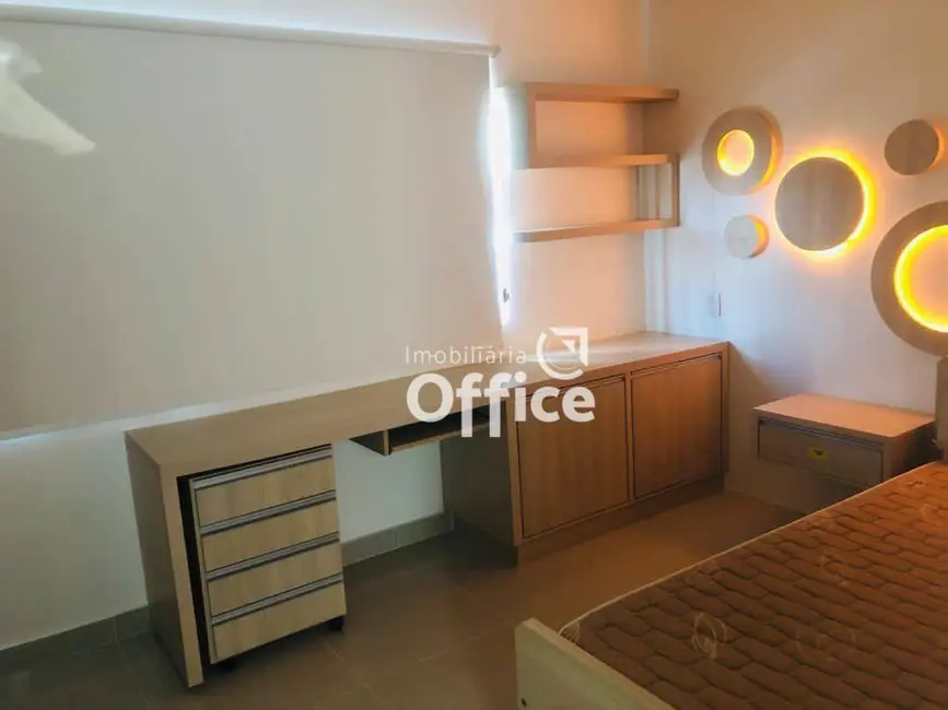 Sobrado com 3 quartos à venda, 300m2 em Boa Vista, Anapolis - GO - imagem 8 Foto 8 de Sobrado com 3 quartos à venda, 300m2 em Boa Vista, Anapolis - GO