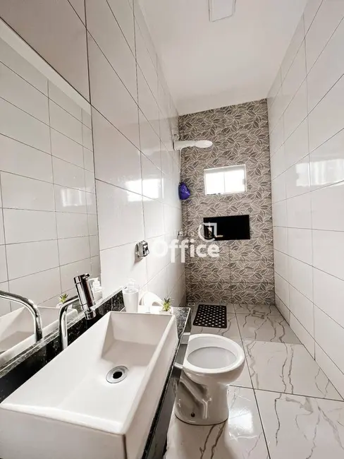 Foto 9 de Casa com 3 quartos à venda, 300m2 em Chácaras Colorado, Anapolis - GO