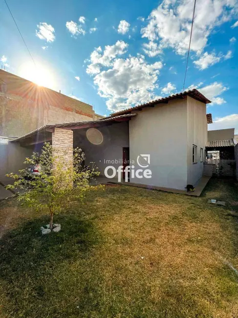 Foto 1 de Casa com 3 quartos à venda, 300m2 em Chácaras Colorado, Anapolis - GO