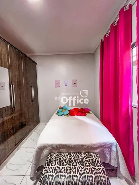 Foto 5 de Casa com 3 quartos à venda, 300m2 em Chácaras Colorado, Anapolis - GO