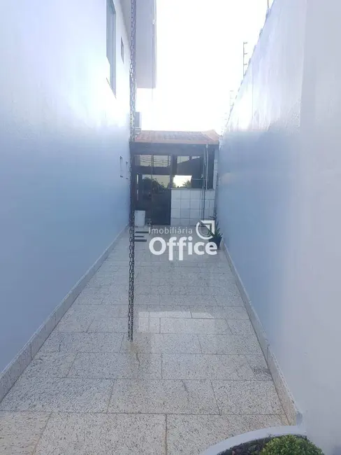 Sobrado com 4 quartos à venda, 450m2 em Parque Iracema, Anapolis - GO - imagem 6 Foto 6 de Sobrado com 4 quartos à venda, 450m2 em Parque Iracema, Anapolis - GO