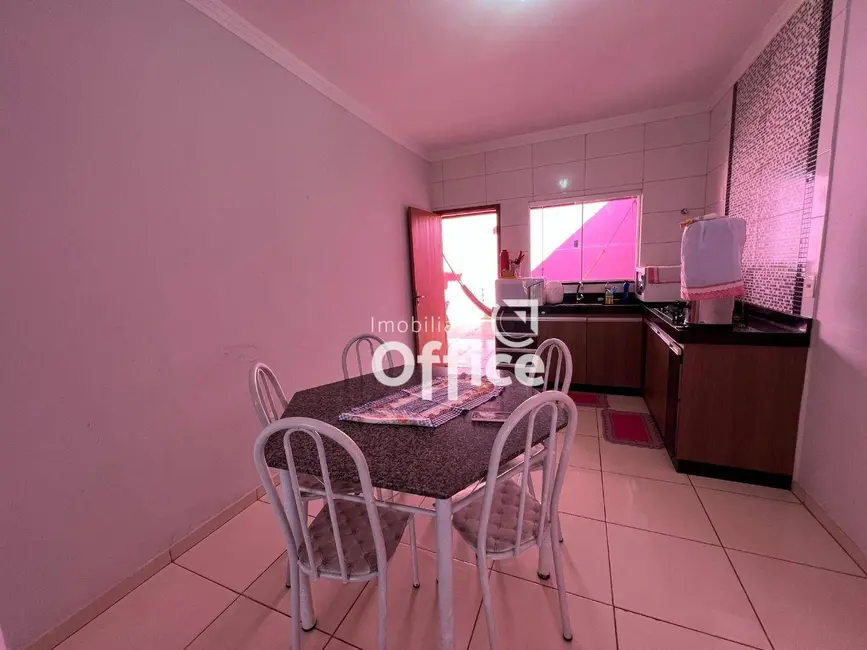 Foto 9 de Casa com 3 quartos à venda, 150m2 em Setor Scala II, Anapolis - GO