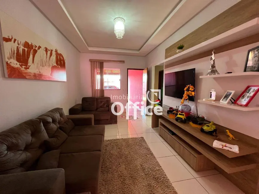 Foto 4 de Casa com 3 quartos à venda, 150m2 em Setor Scala II, Anapolis - GO