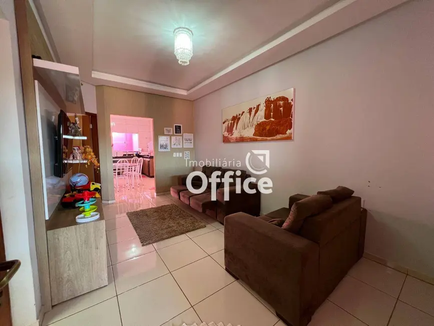 Foto 5 de Casa com 3 quartos à venda, 150m2 em Setor Scala II, Anapolis - GO