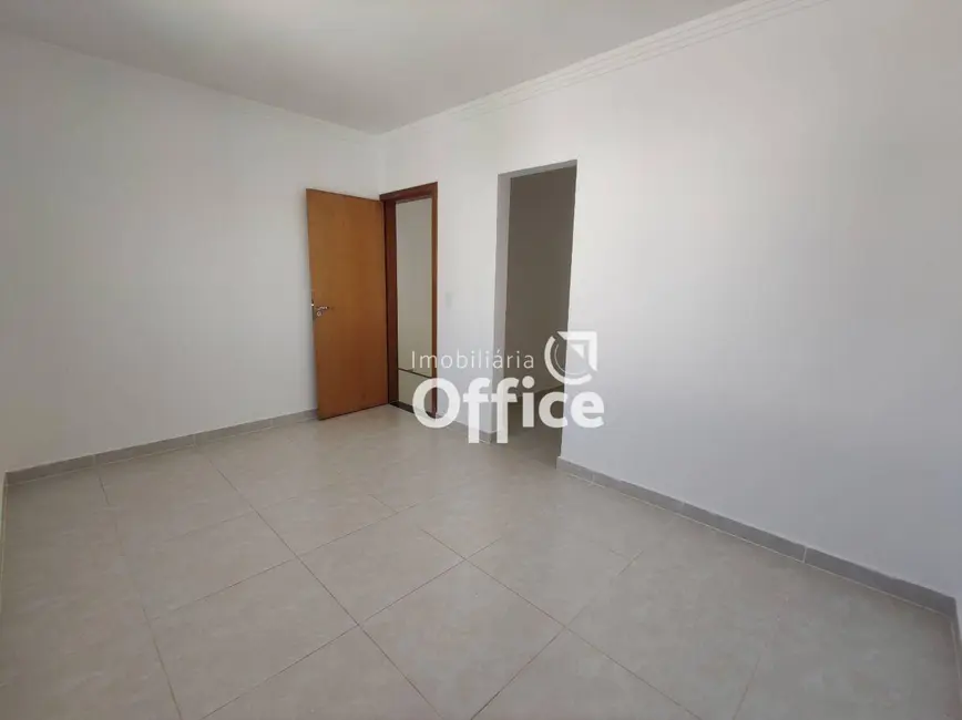 Foto 9 de Casa com 3 quartos à venda, 200m2 em Residencial Vale do Sol, Anapolis - GO