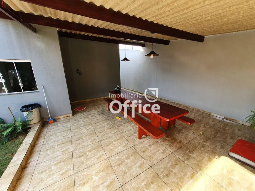 Casa com 3 quartos à venda, 300m2 em Parque dos Pirineus, Anapolis - GO - imagem 8 Foto 8 de Casa com 3 quartos à venda, 300m2 em Parque dos Pirineus, Anapolis - GO