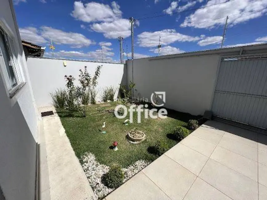 Foto 5 de Casa com 3 quartos à venda, 300m2 em Anapolis - GO