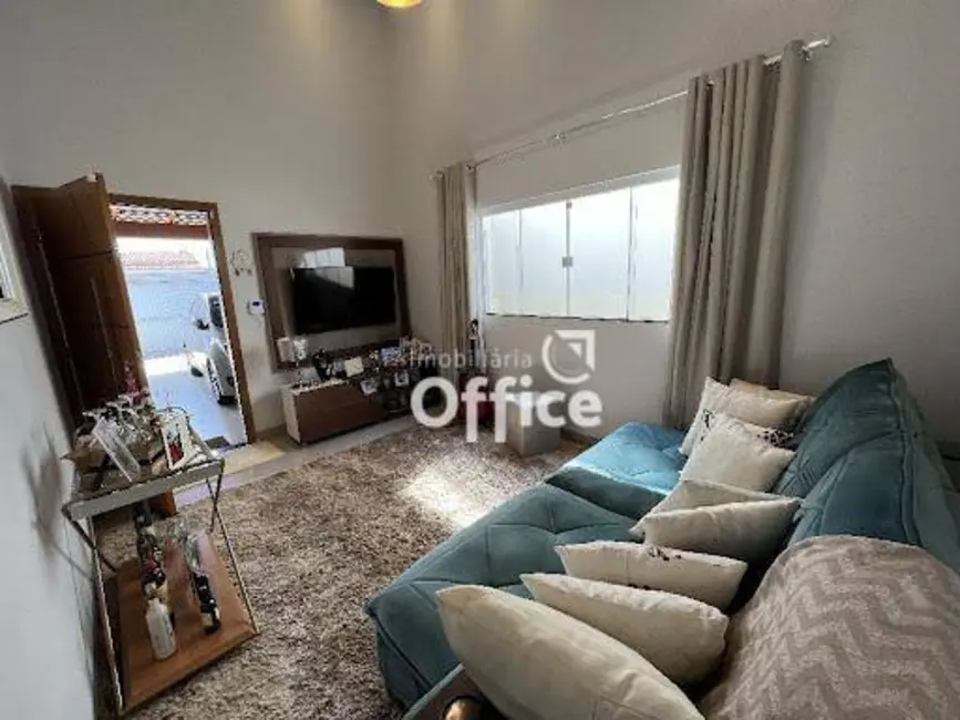 Foto 7 de Casa com 3 quartos à venda, 300m2 em Anapolis - GO