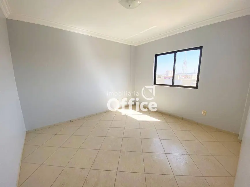 Foto 6 de Apartamento com 3 quartos à venda em Antônio Fernandes, Anapolis - GO