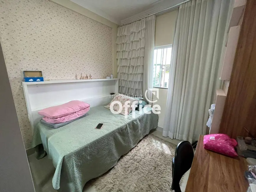 Foto 4 de Apartamento com 3 quartos à venda em Residencial Araujoville, Anapolis - GO