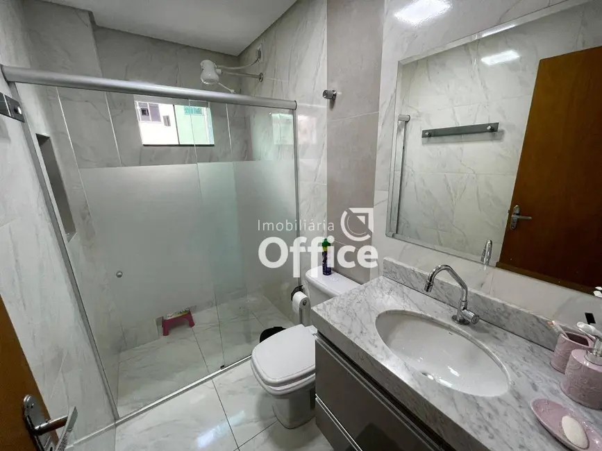 Foto 8 de Apartamento com 3 quartos à venda em Residencial Araujoville, Anapolis - GO
