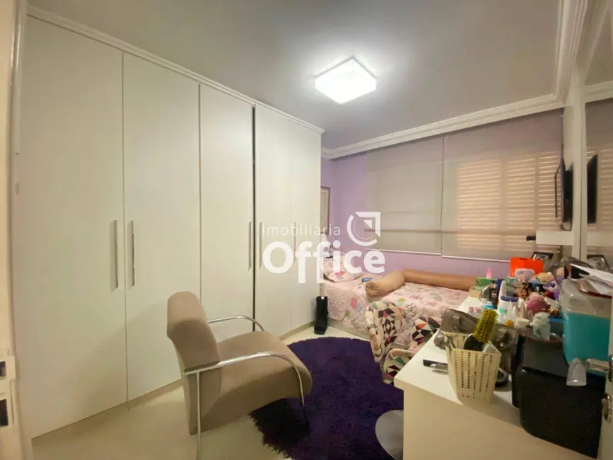 Apartamento com 3 quartos à venda, 150m2 em Setor Central, Anapolis - GO - imagem 7 Foto 7 de Apartamento com 3 quartos à venda, 150m2 em Setor Central, Anapolis - GO