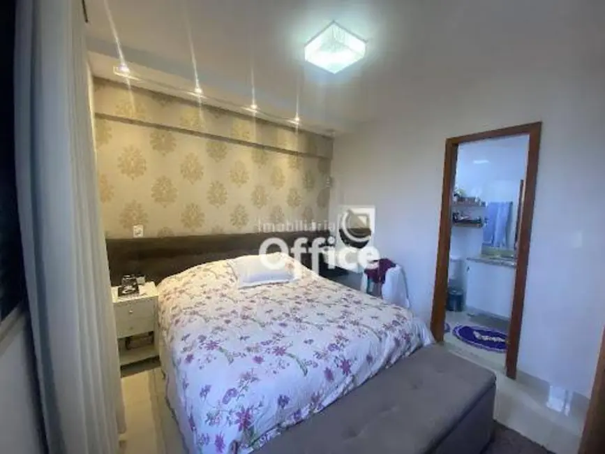 Foto 9 de Apartamento com 3 quartos à venda, 90m2 em Vila Góis, Anapolis - GO