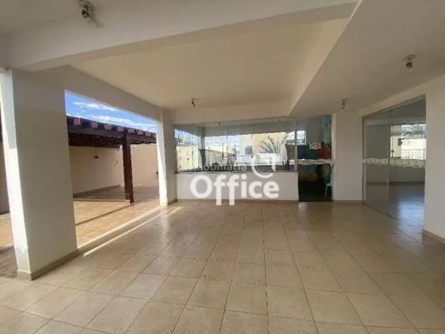 Foto 4 de Apartamento com 3 quartos à venda, 90m2 em Vila Góis, Anapolis - GO