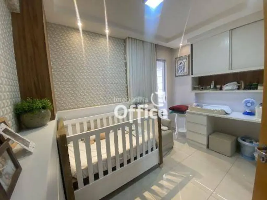 Foto 3 de Apartamento com 3 quartos à venda, 90m2 em Vila Góis, Anapolis - GO