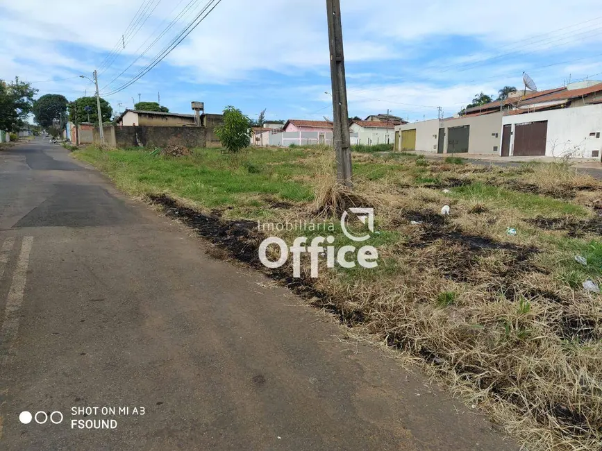 Foto 3 de Terreno / Lote à venda, 304m2 em Jardim das Américas 1ª Etapa, Anapolis - GO