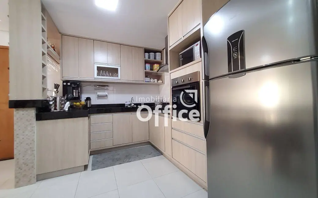 Foto 5 de Apartamento com 3 quartos à venda, 79m2 em Chácaras Colorado, Anapolis - GO