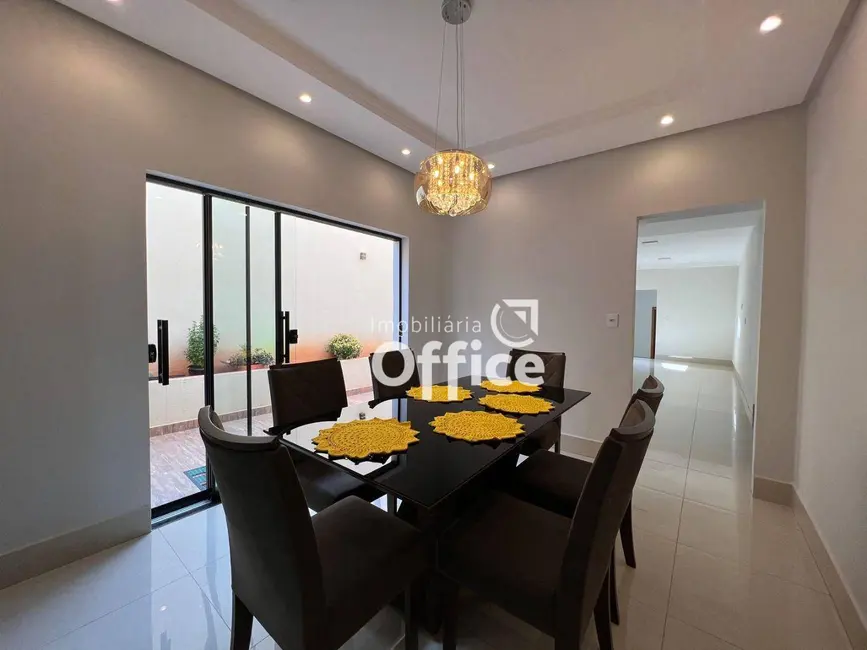 Foto 4 de Casa com 3 quartos à venda, 364m2 em Vila Harmonia, Anapolis - GO