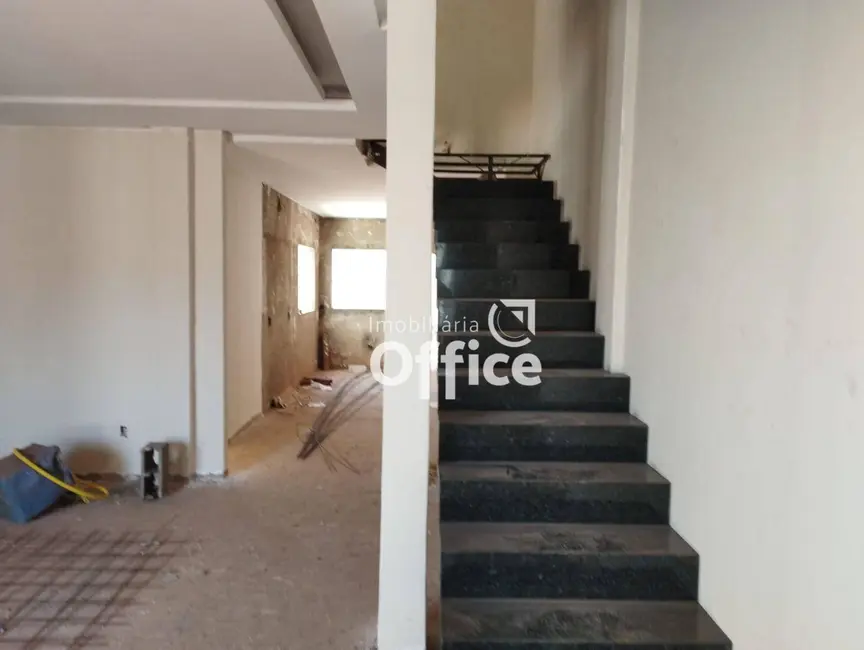 Foto 4 de Casa com 3 quartos à venda, 168m2 em Residencial Flor do Cerrado, Anapolis - GO