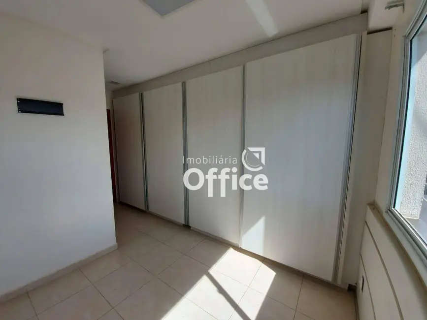 Foto 7 de Apartamento com 3 quartos à venda, 80m2 em Cidade Jardim, Anapolis - GO