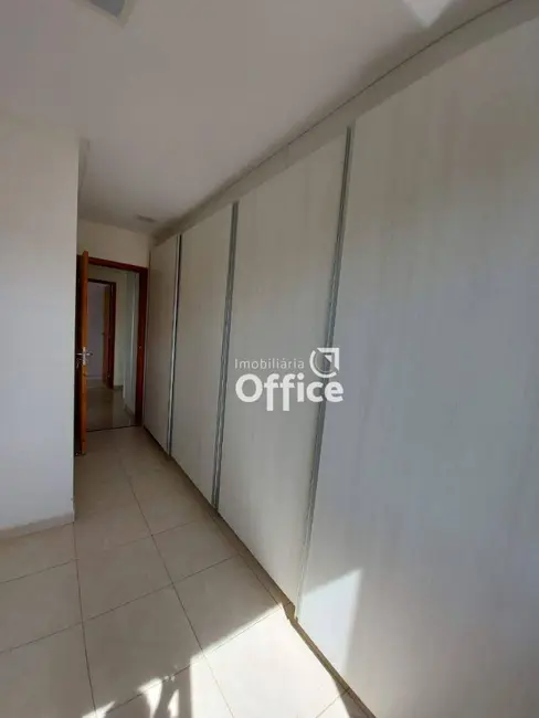 Foto 3 de Apartamento com 3 quartos à venda, 80m2 em Cidade Jardim, Anapolis - GO