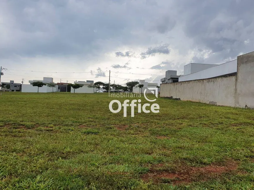 Foto 4 de Terreno / Lote à venda, 390m2 em Condomínio Terras Alpha Anápolis, Anapolis - GO